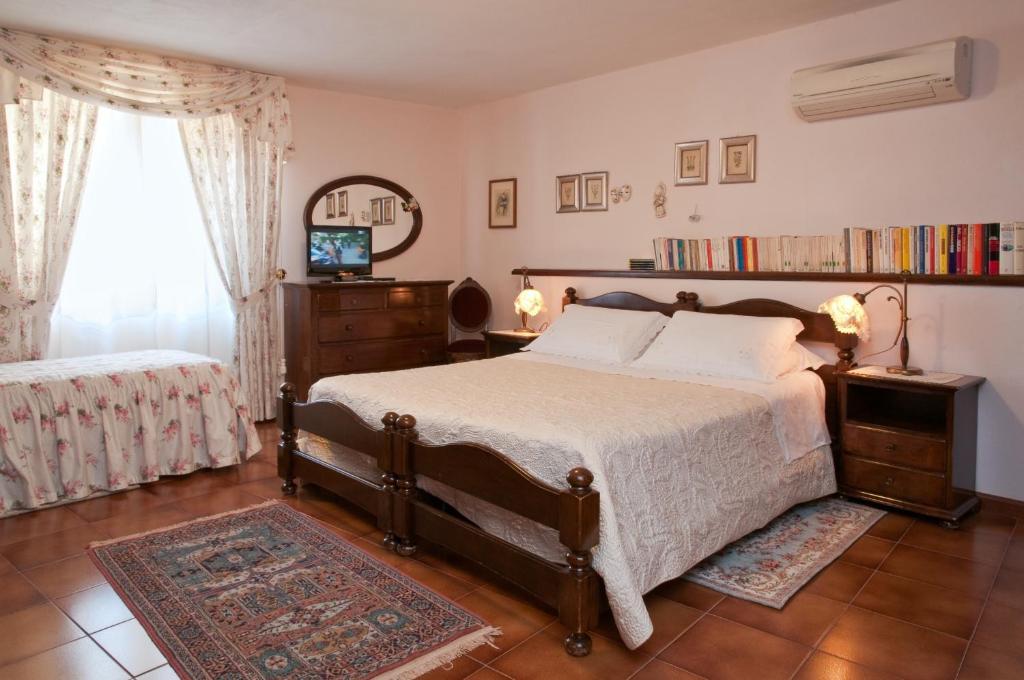 אולביה Bed&Breakfast Chiara חדר תמונה