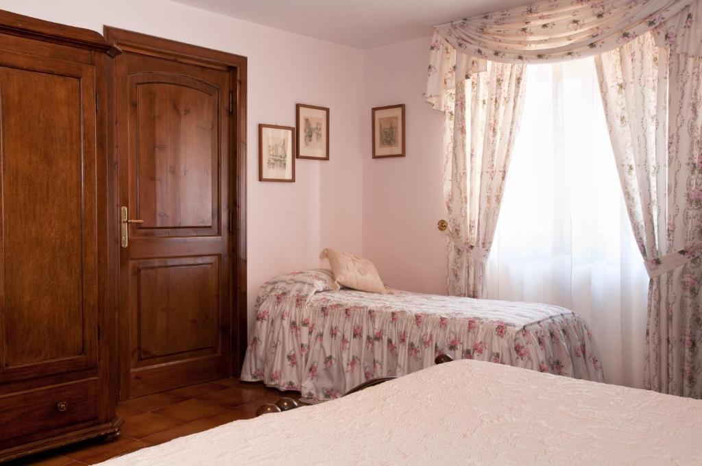 אולביה Bed&Breakfast Chiara חדר תמונה