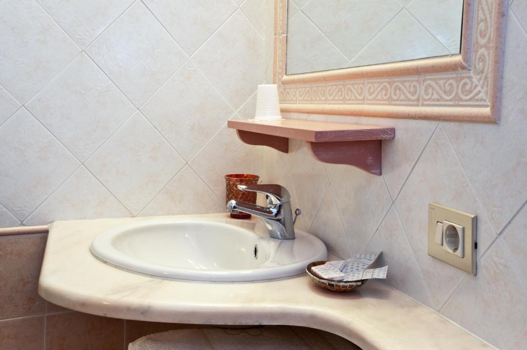 אולביה Bed&Breakfast Chiara חדר תמונה