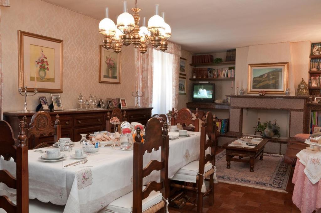 אולביה Bed&Breakfast Chiara מראה חיצוני תמונה