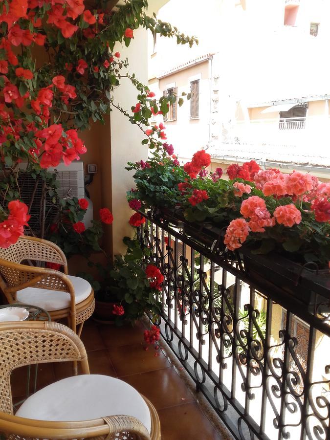 אולביה Bed&Breakfast Chiara מראה חיצוני תמונה